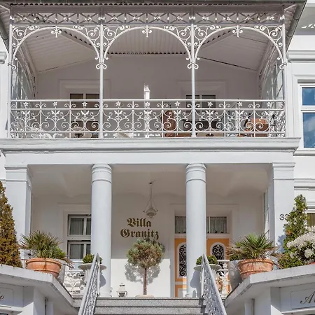 Granitz, Ostseebad Sellin, Insel Ruegen, * ゼリン